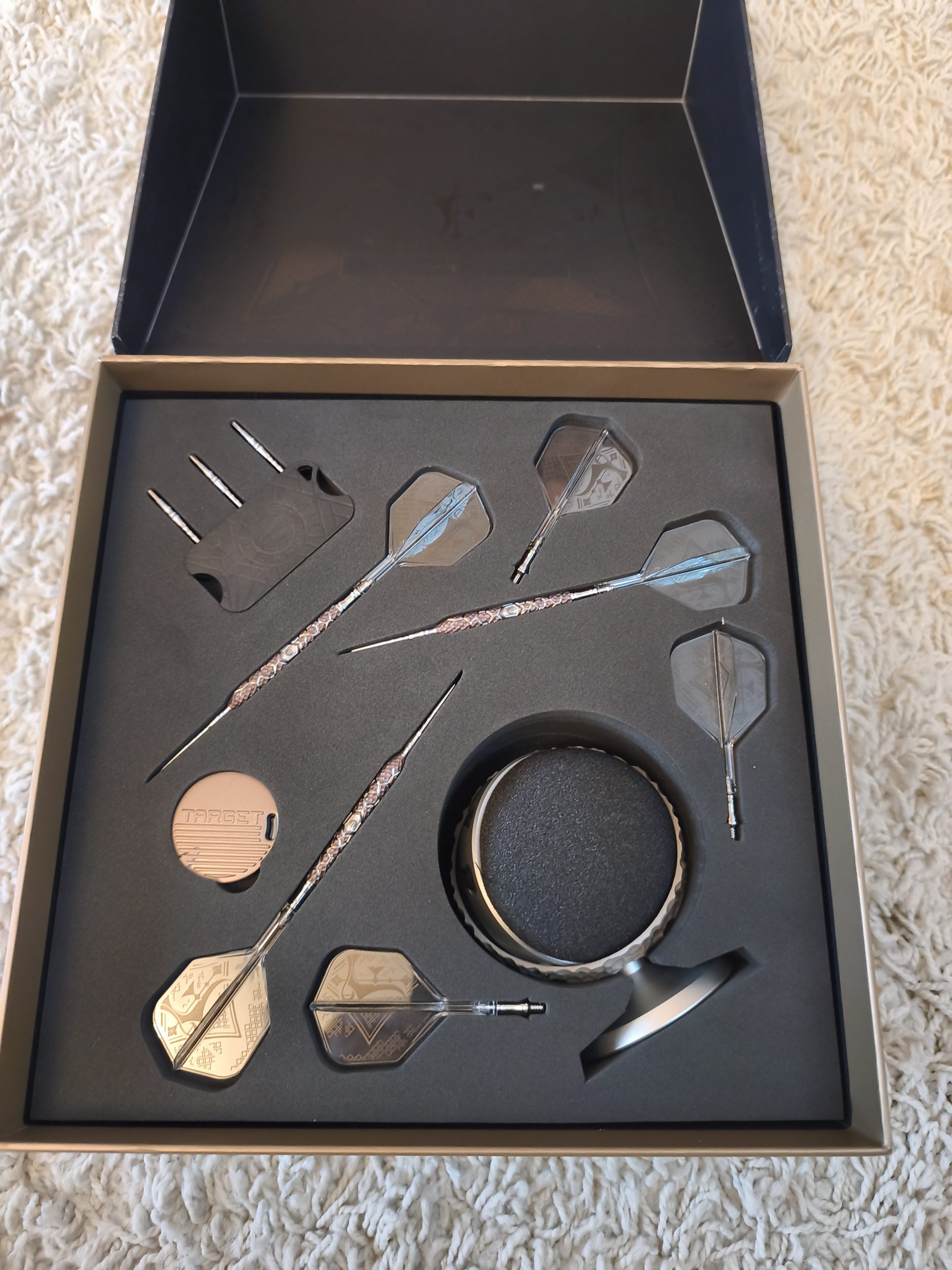 Target Japan Fable Limited Edition 95% Tungsten 23g Darts Set - Image 7